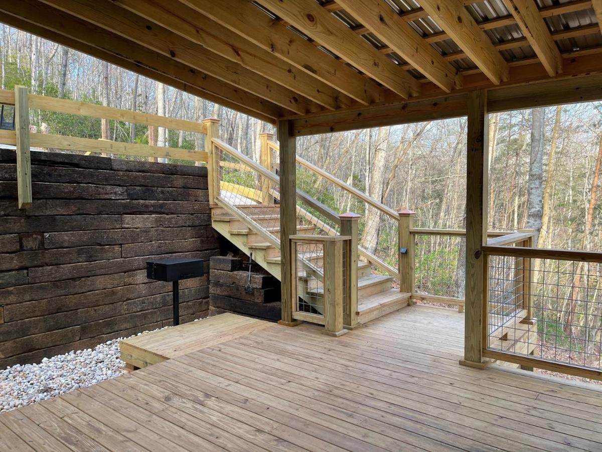 Bigfoots Hideaway Cabin Villa Gatlinburg Exterior photo